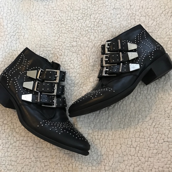 Diba Shoes - Diba Zeke Studded Booties Sz 6